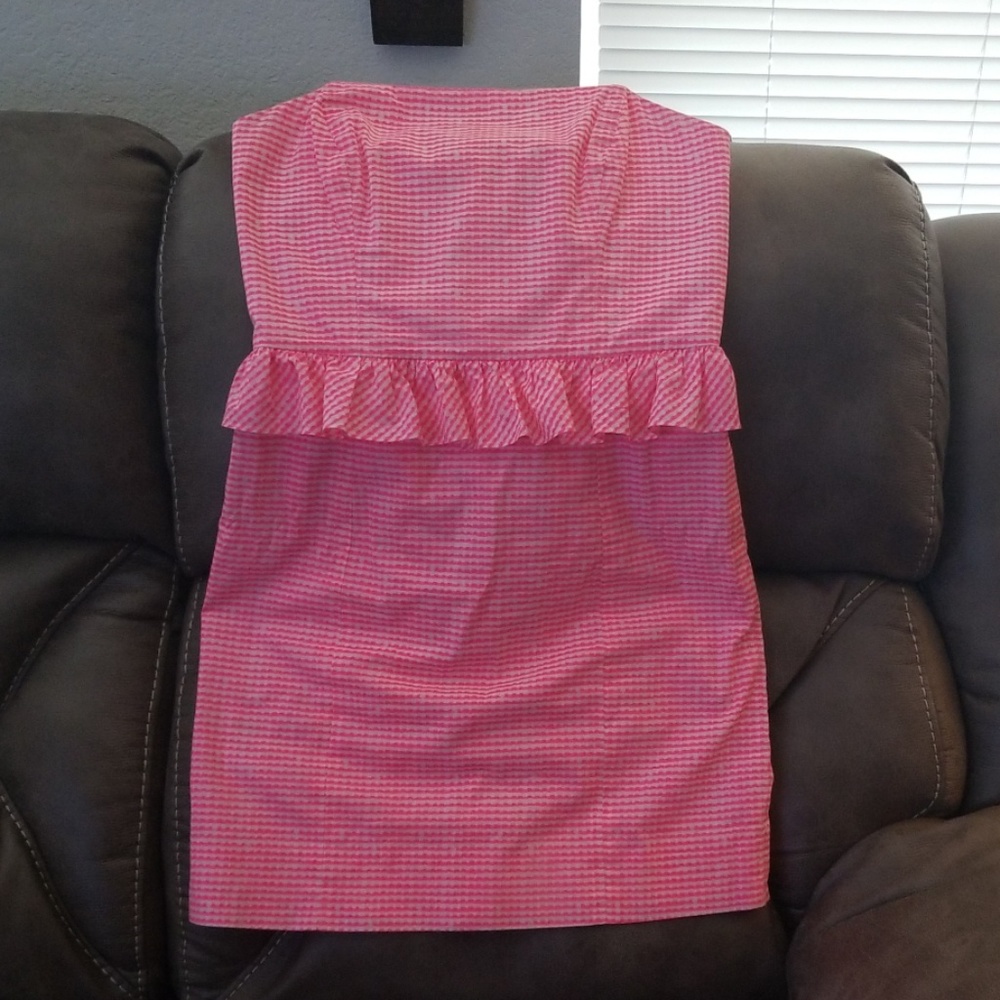 Lilly Pulitzer Lowe dress in Fiesta Pink